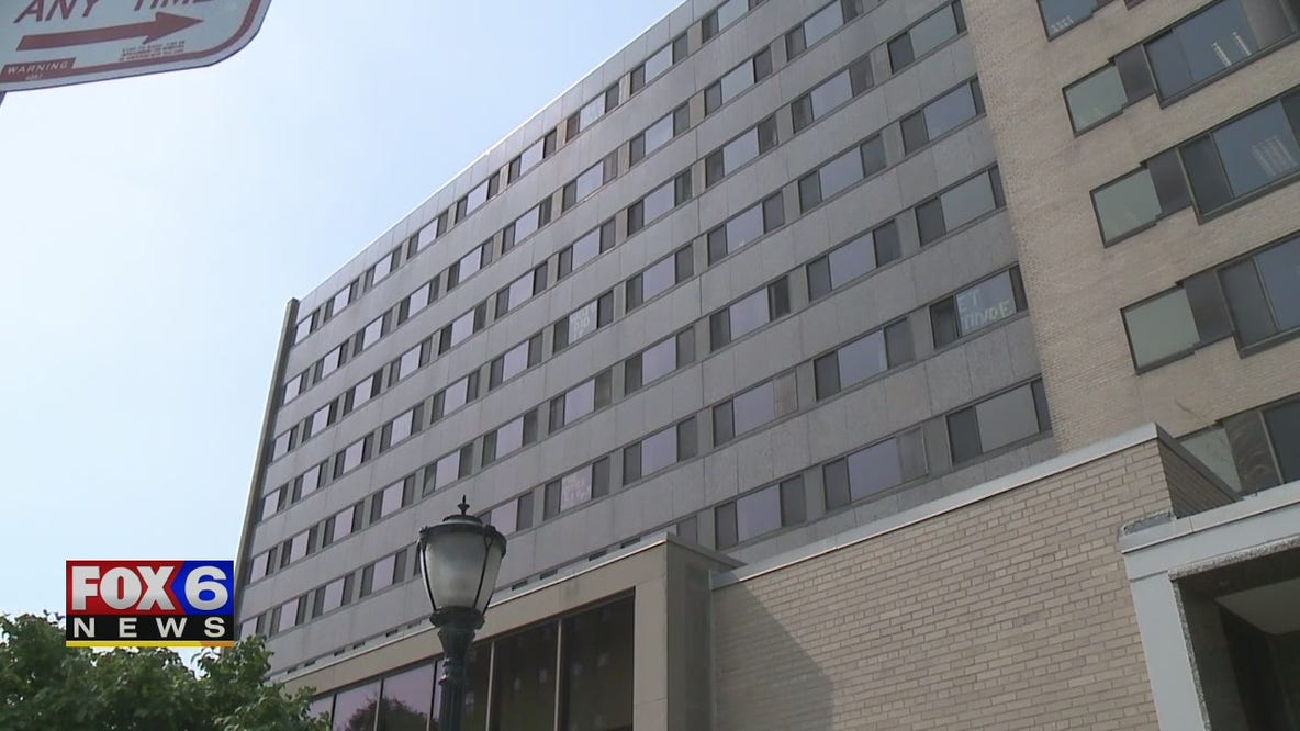 Marquette University places residence hall on lockdown amid virus concerns